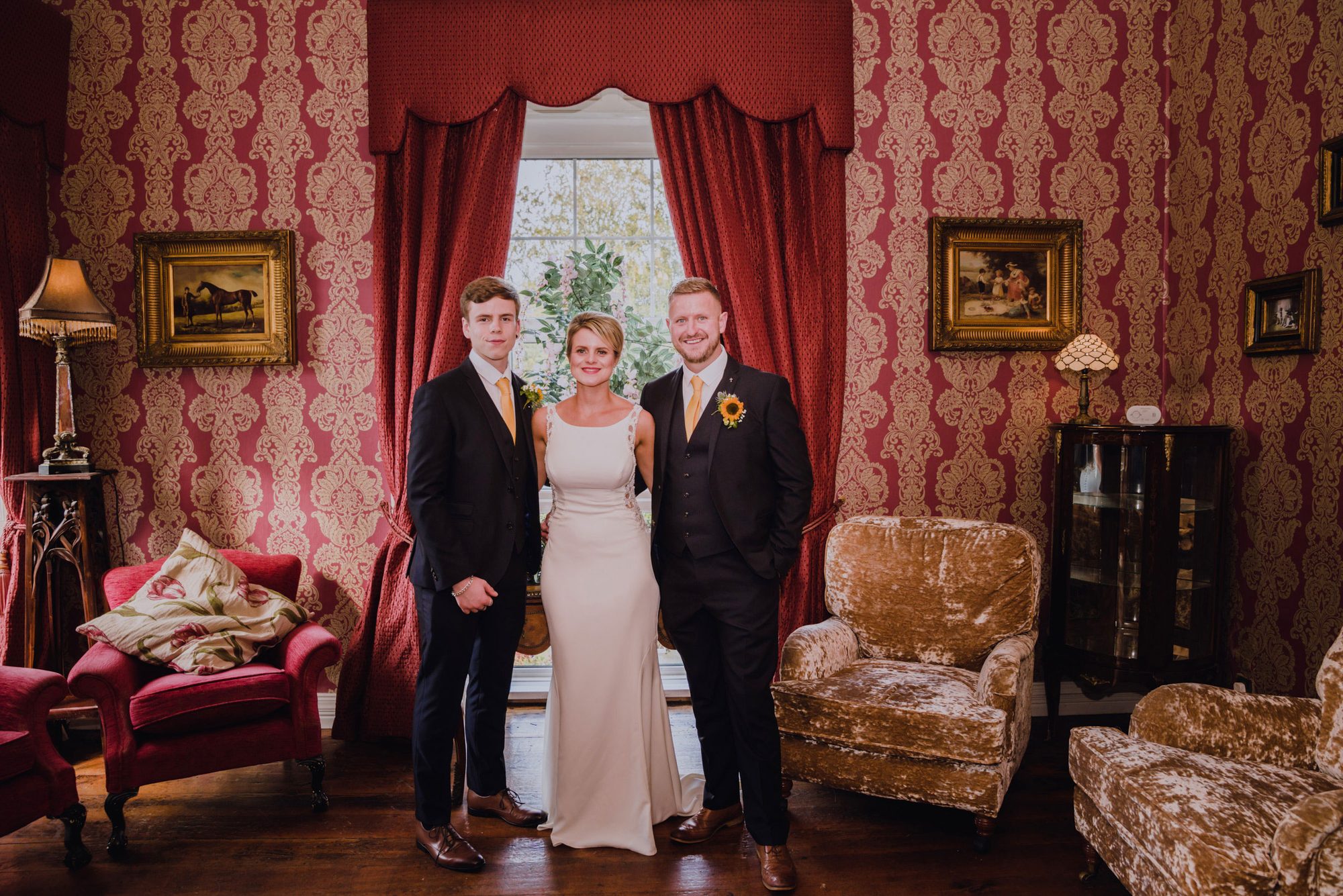 Weddings & Portraits